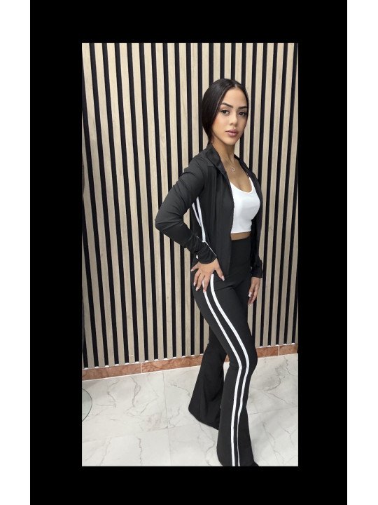 CONJUNTO DOS PIEZAS DEPORTE NEGRO